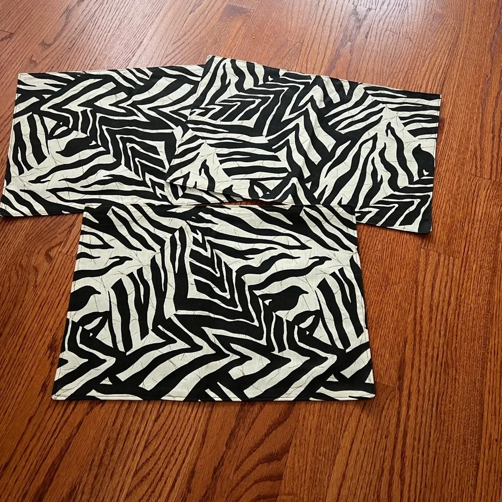 NWOT Zebra print handmade place mats set of 3